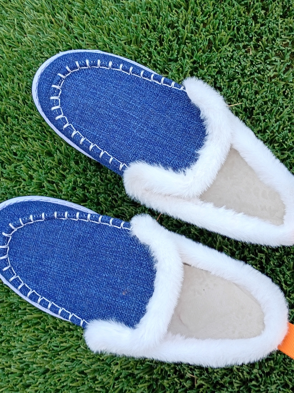 Cozy Women's Blue  Faux-Fur Lined Slippers